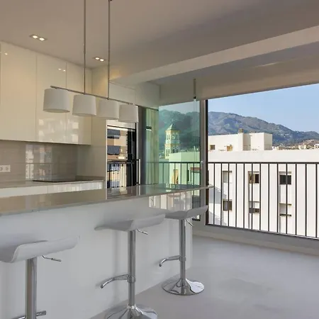 Polo Apartments, Jacaranda 8 아파트 *