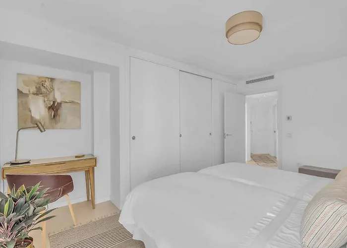 Polo Apartments, Jacaranda 8 Apartment *